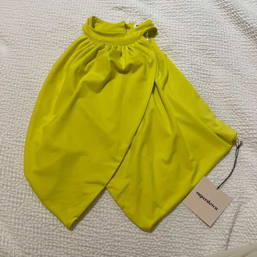 Superdown Emani crop top